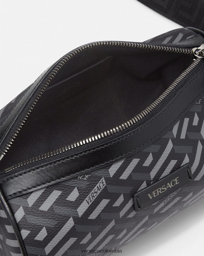 hombres bolso bandolera con firma la greca Versace negro y gris 2RP40F1485 bolsas