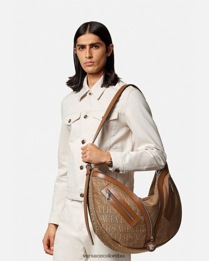 hombres bolso hobo grande con repetición en toda la prenda Versace marrón 2RP40F1499 bolsas