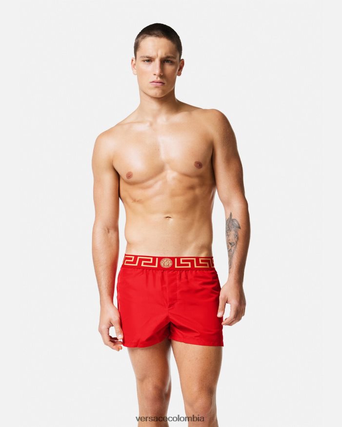 hombres shorts de baño con borde de greca Versace rojo 2RP40F1810 ropa interior y ropa de playa