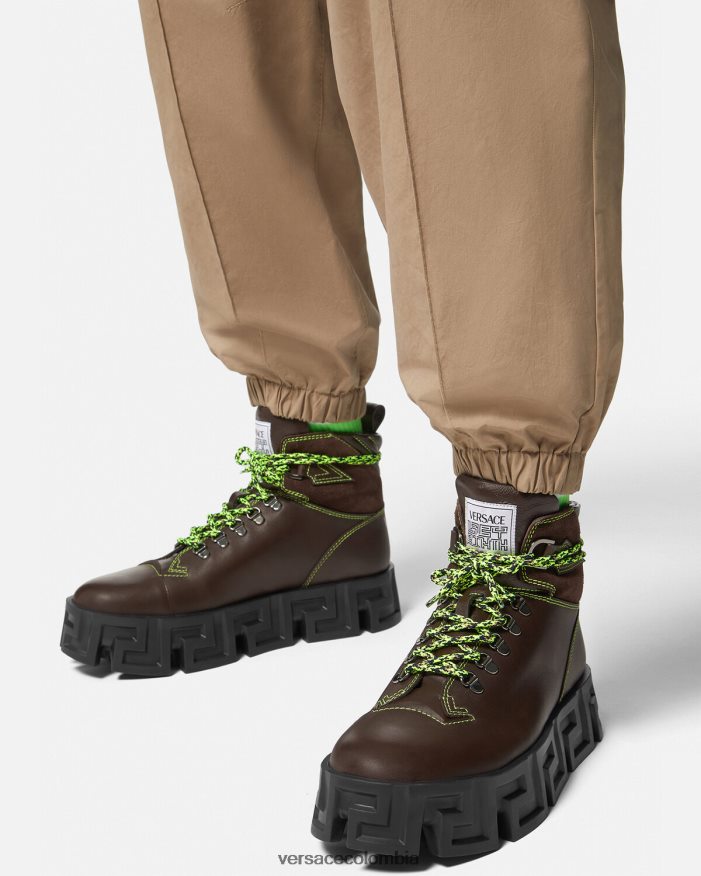 hombres botas de montaña greca laberinto Versace marrón 2RP40F1582 zapato